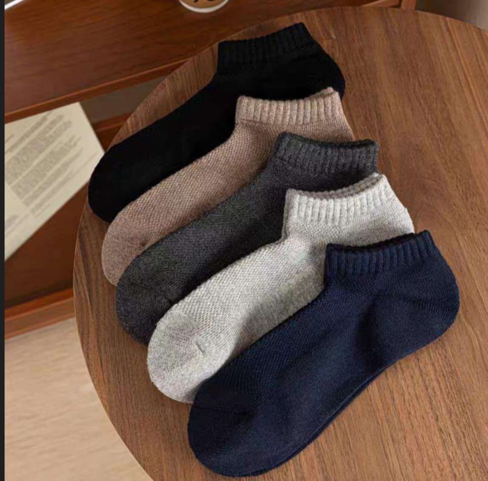 مجموعة 6 شرابات انكل شتوي مبطنه سوكيت